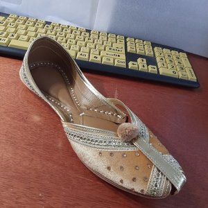 Women Flat KHUSSA PUNJABI JUTTI Sandals RAJASTJANI Glod W/Cushion Size9.5/10 New